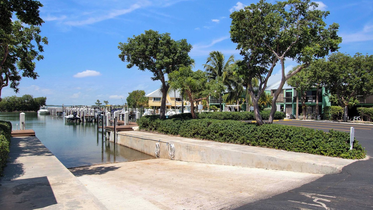 Photo of Others in Rock Harbor