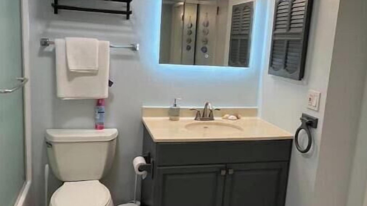 Photo of Bathroom in Fort Myers Beach