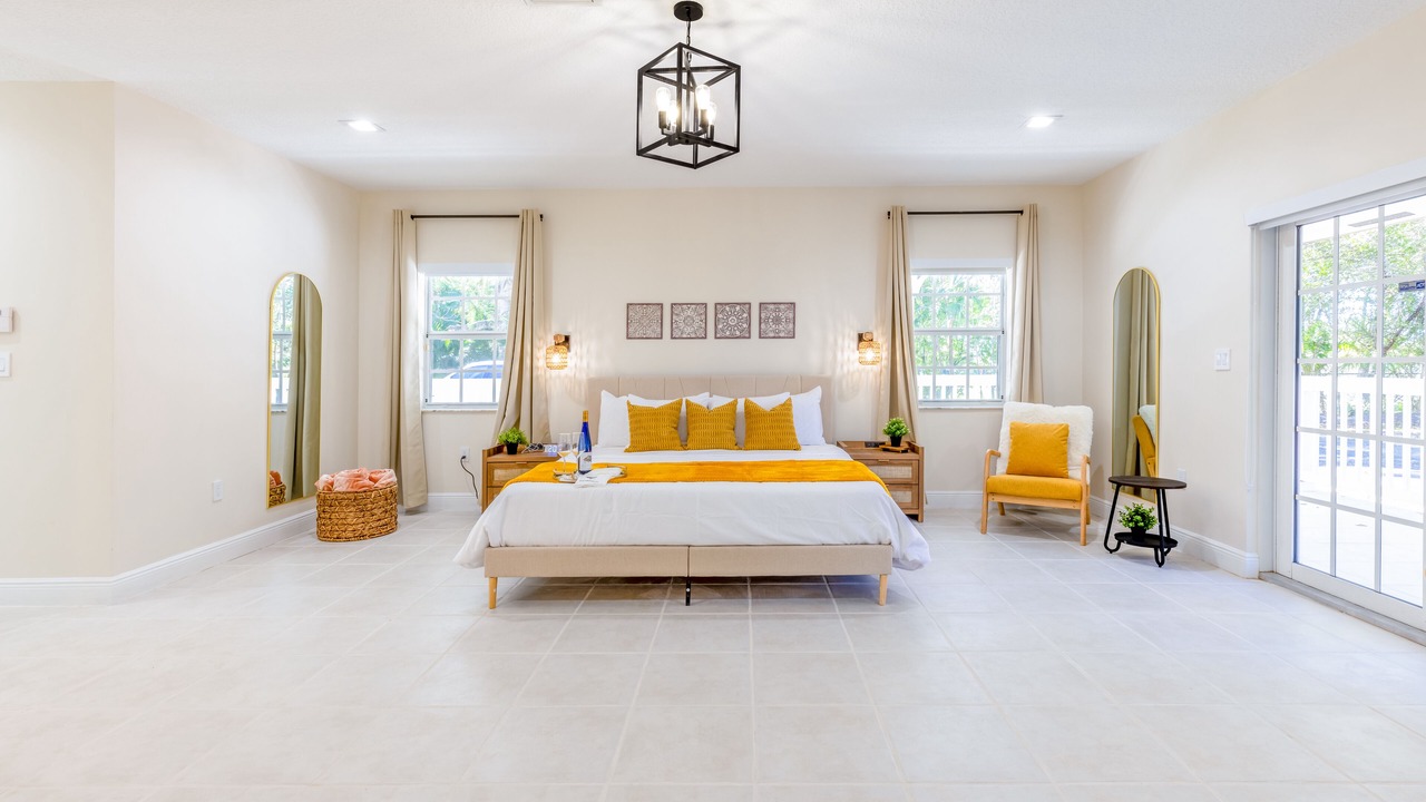 Photo of Bedroom in Homestead