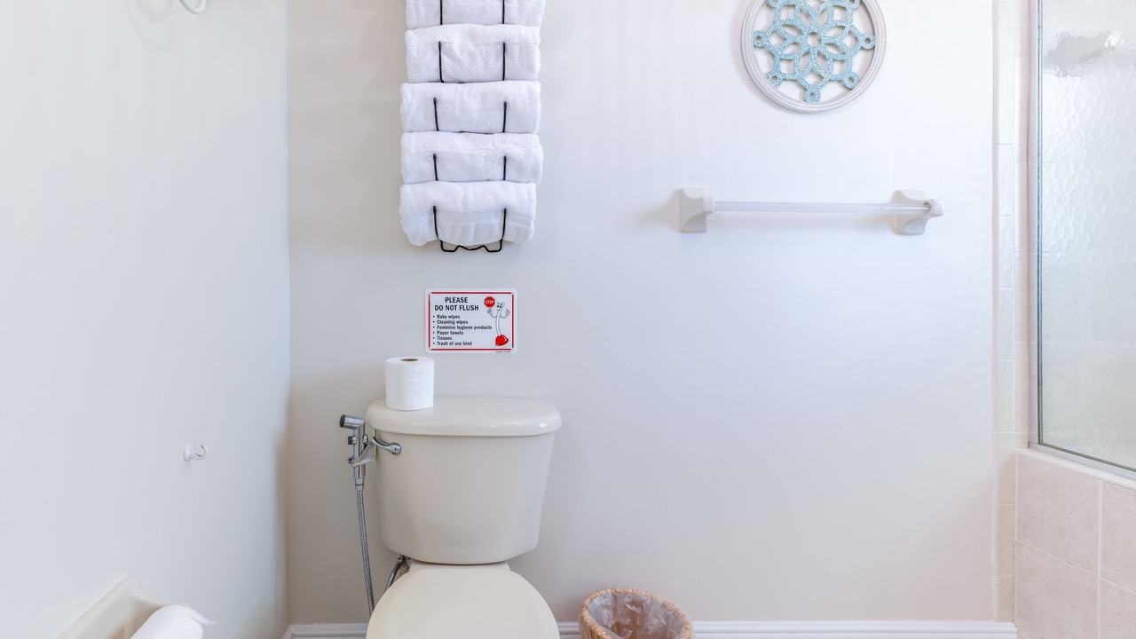 Photo of Bathroom in Homestead