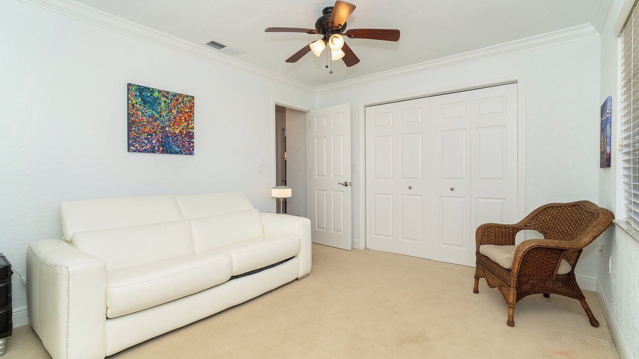 Photo of Livingroom in Venice Gardens