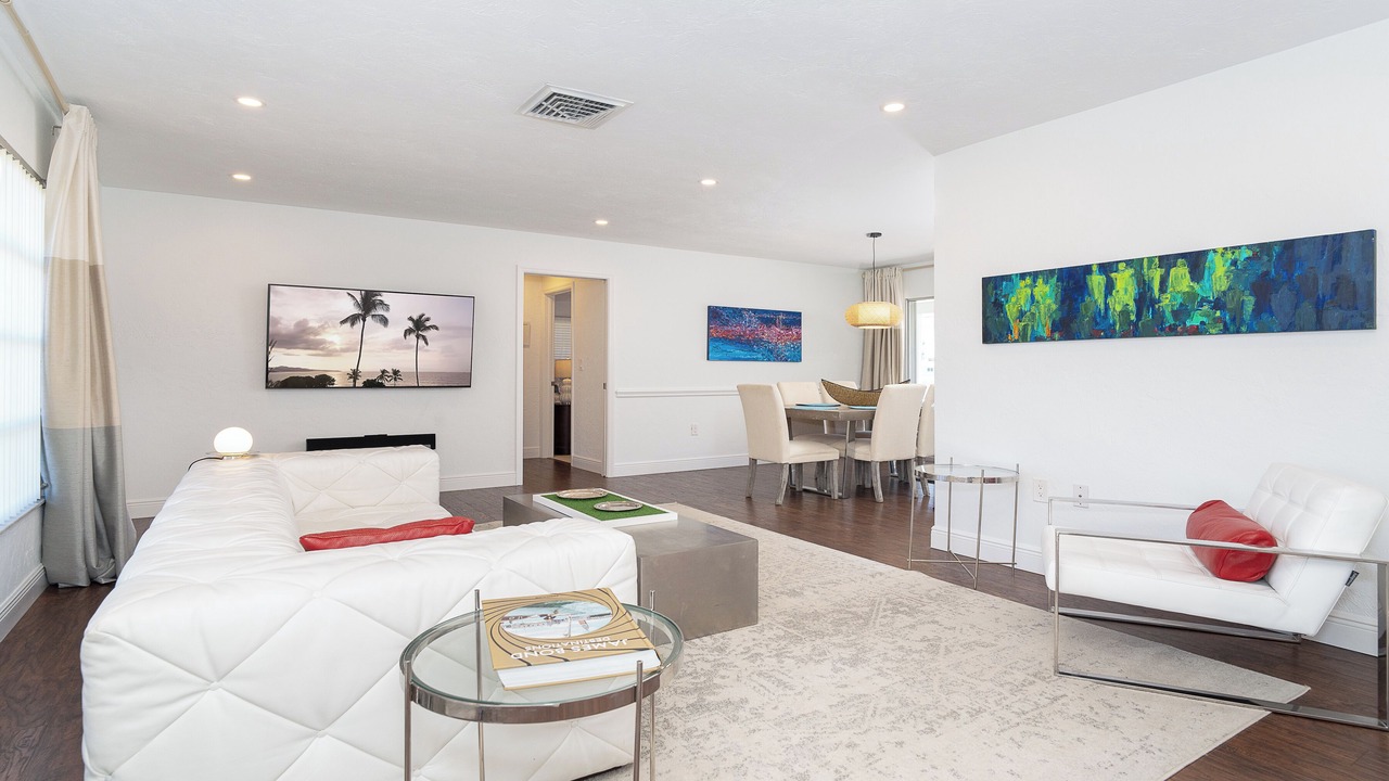 Photo of Livingroom in Venice Gardens