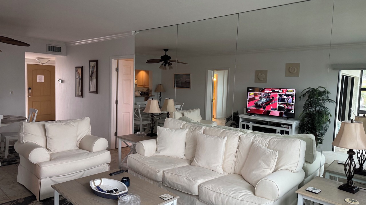 Photo of Livingroom in Old Naples
