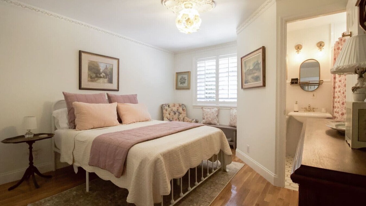 Photo of Bedroom in Pine Gardens North