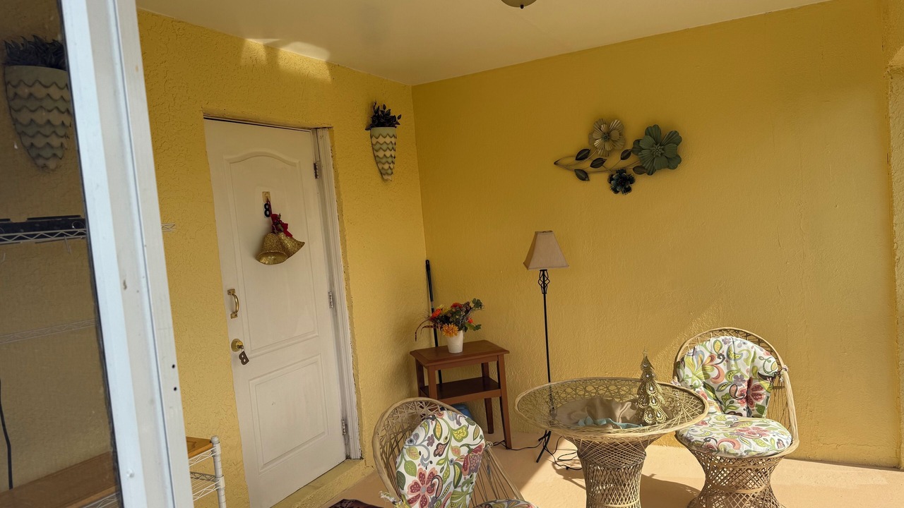 Photo of Patio Balcony in Lehigh Acres