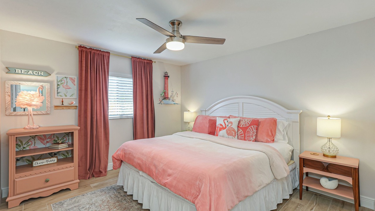 Photo of Bedroom in Interchange Square