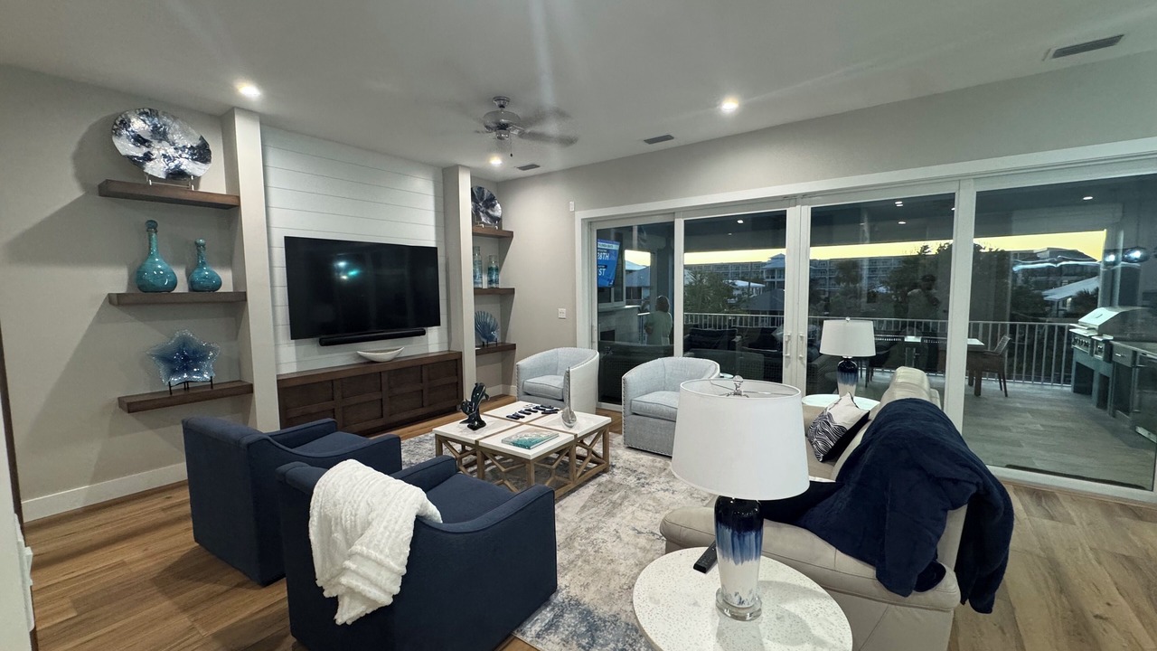 Photo of Livingroom in Fort Myers Beach