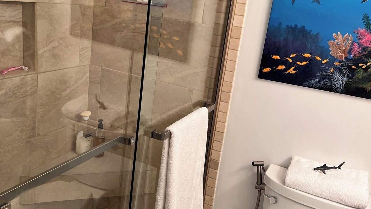 Photo of Bathroom in Silver Shores