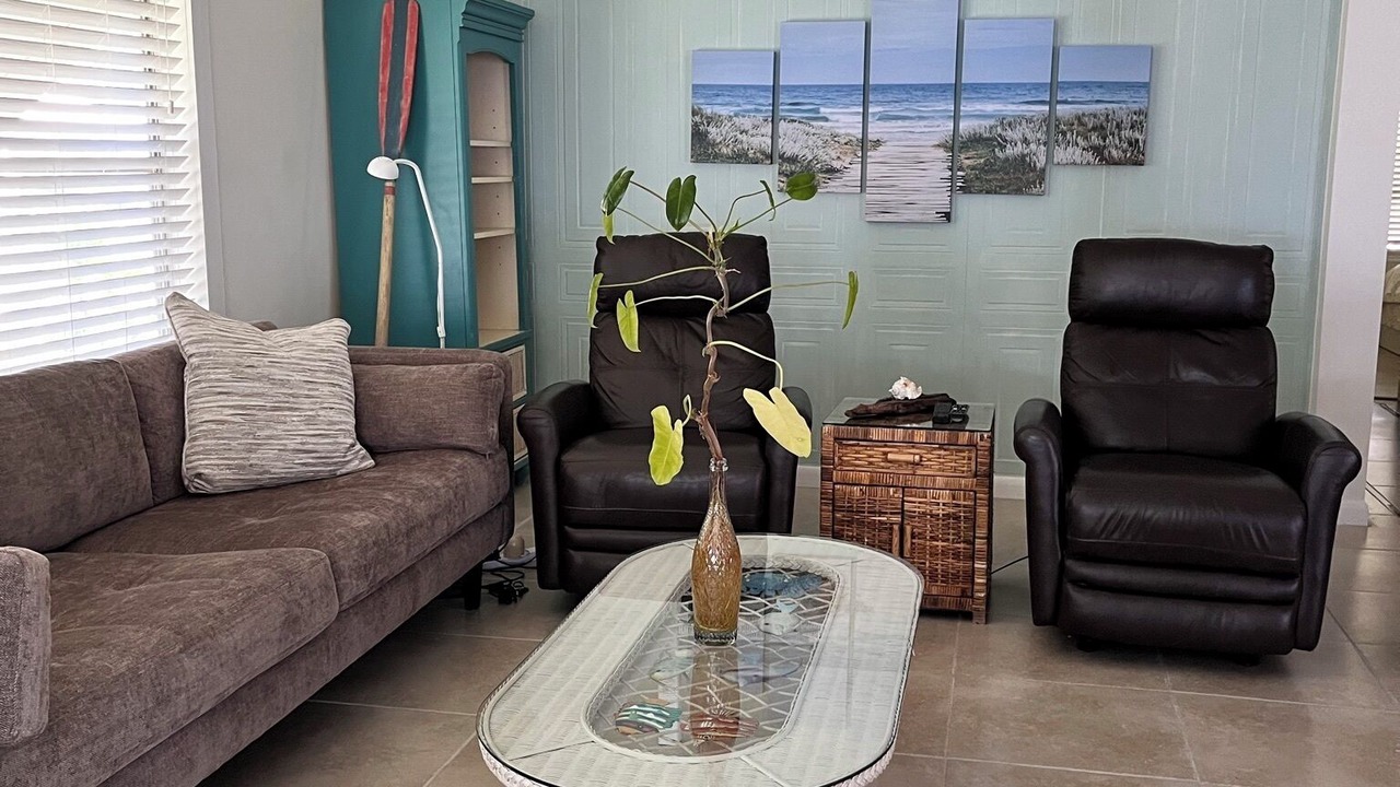 Photo of Livingroom in Silver Shores