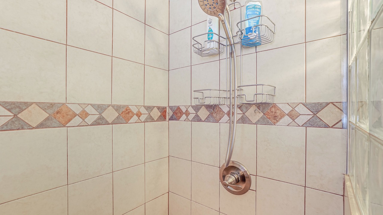 Photo of Bathroom in Venice Gardens
