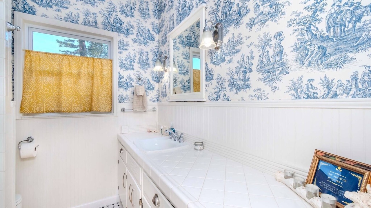 Photo of Bathroom in South Pinellas Community Council