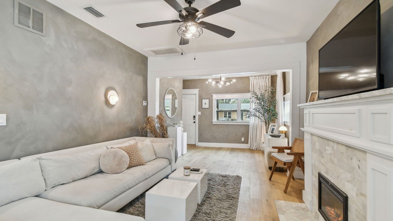 Photo of Livingroom in South Seminole Heights
