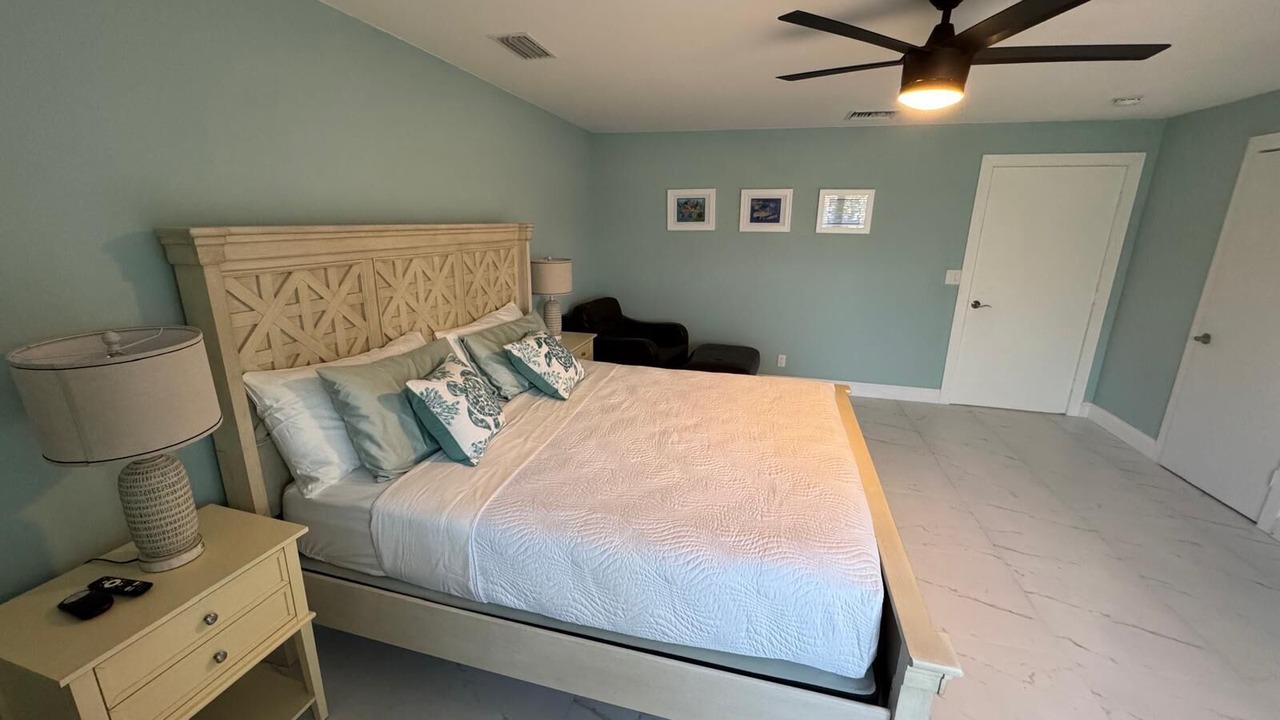 Photo of Bedroom in Melbourne Beach