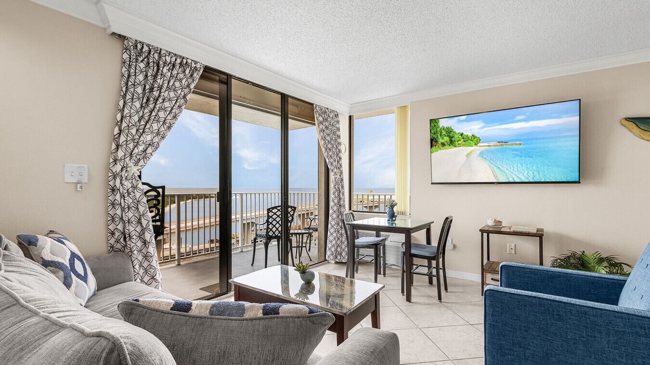 Photo of Livingroom in Fort Myers Beach