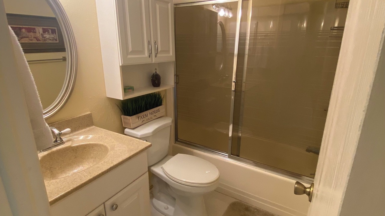 Photo of Bathroom in Lake Suzy