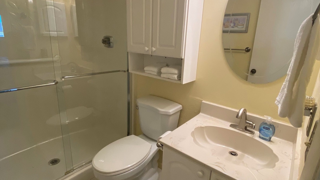 Photo of Bathroom in Lake Suzy
