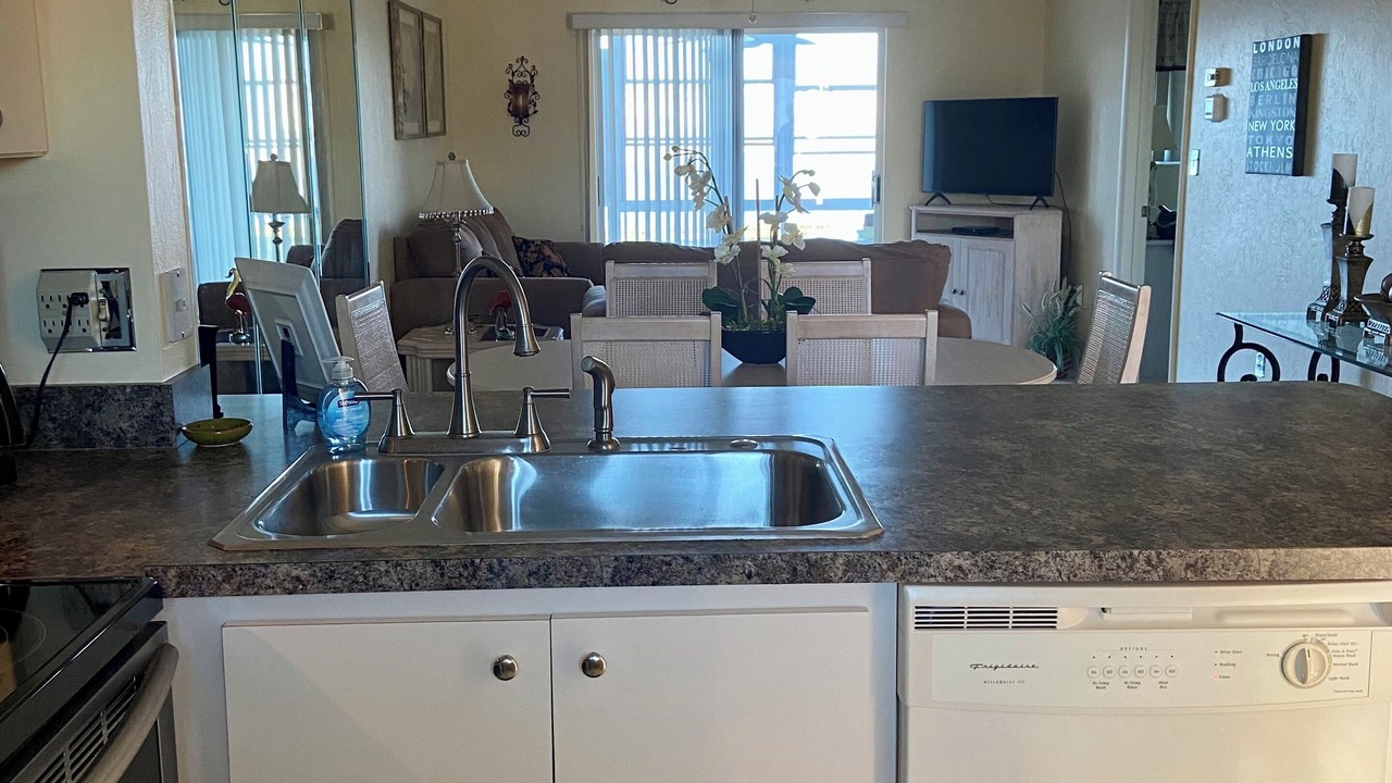 Photo of Kitchen in Lake Suzy
