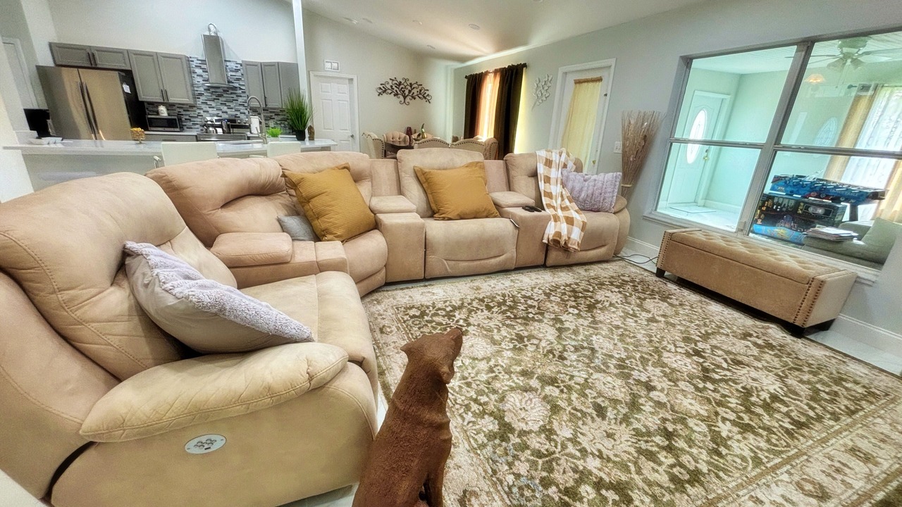 Photo of Livingroom in Port Malabar