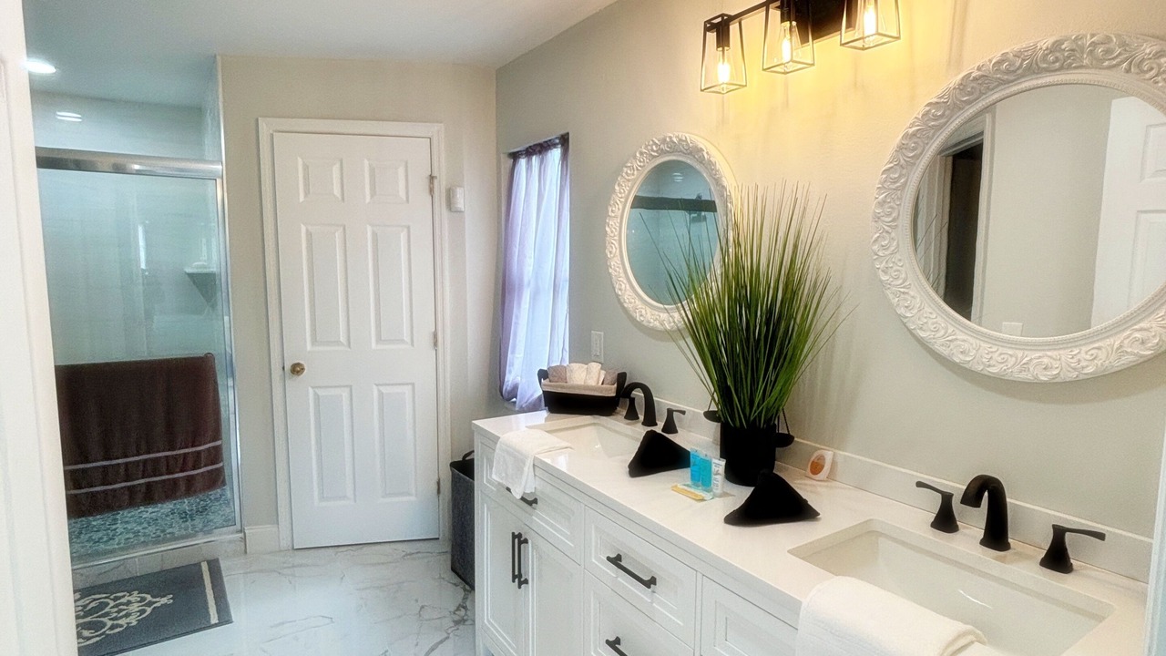 Photo of Bathroom in Port Malabar