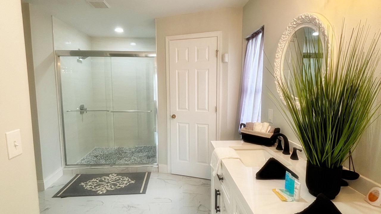 Photo of Bathroom in Port Malabar