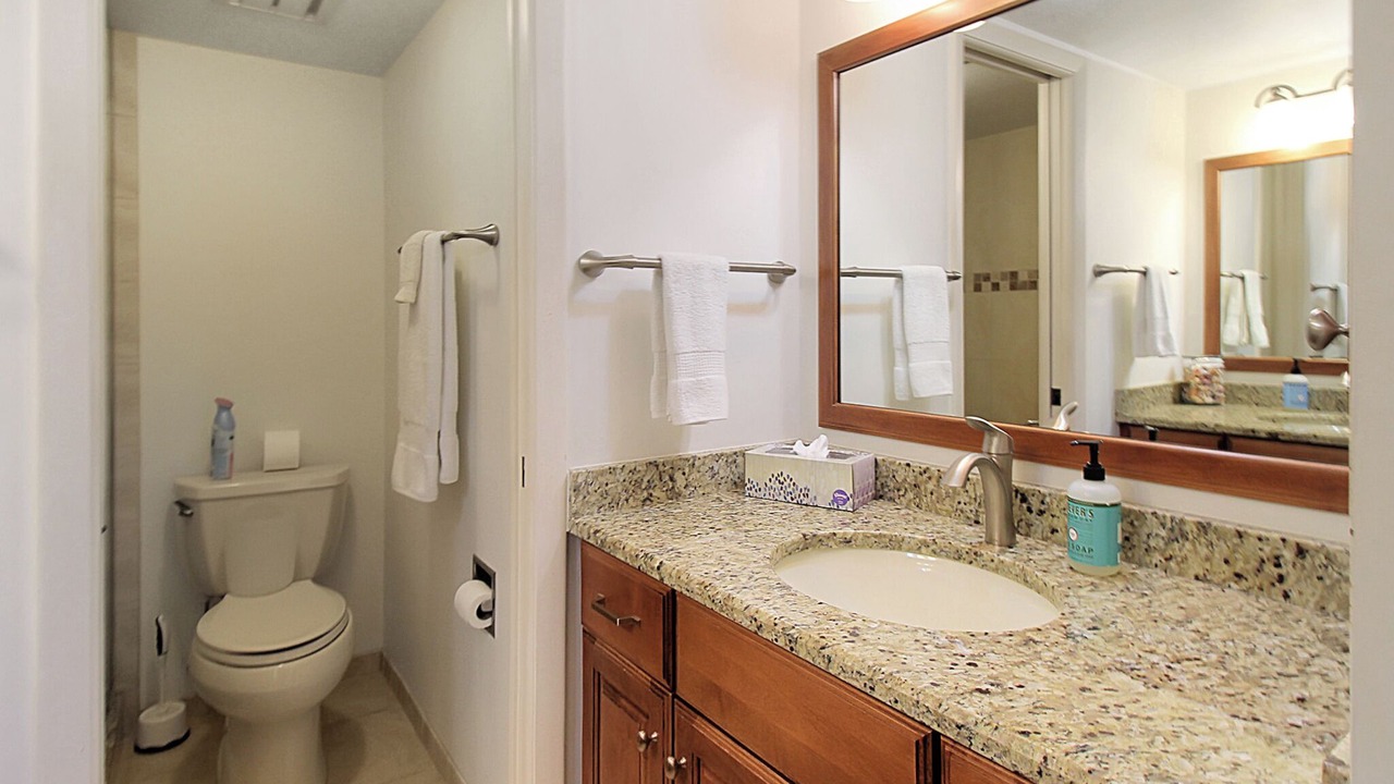 Photo of Bathroom in Englewood