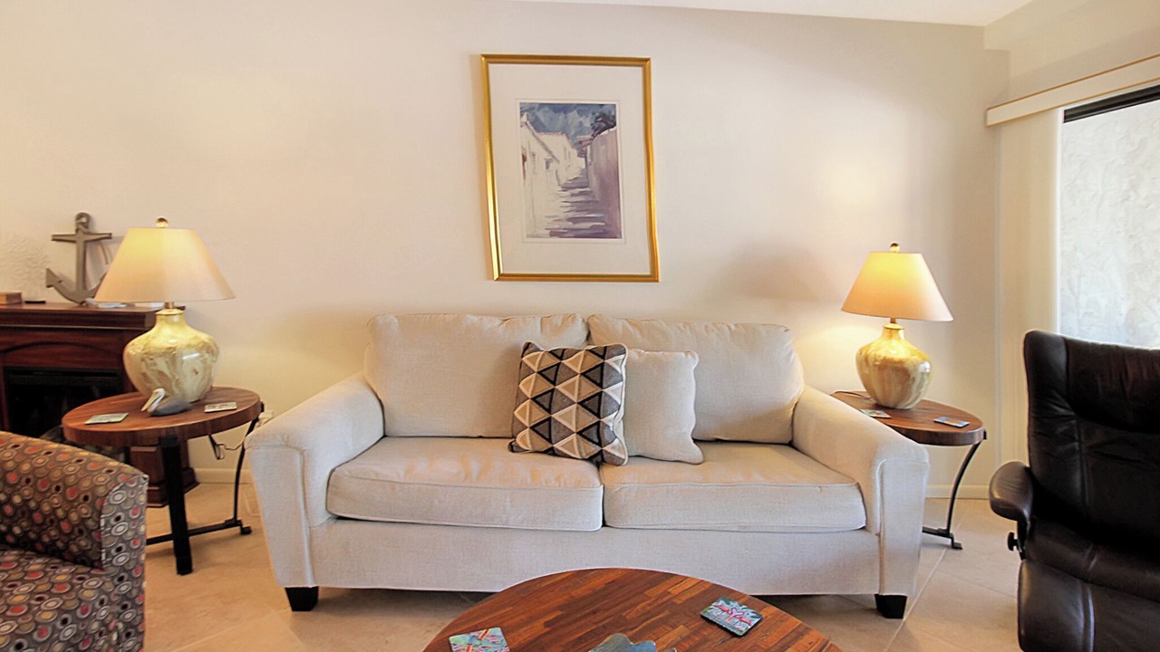 Photo of Livingroom in Englewood