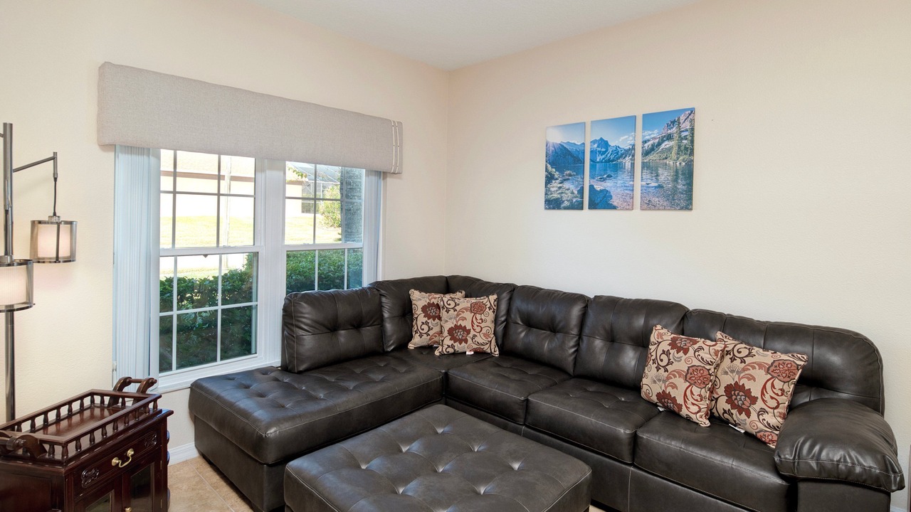 Photo of Livingroom in West Haven