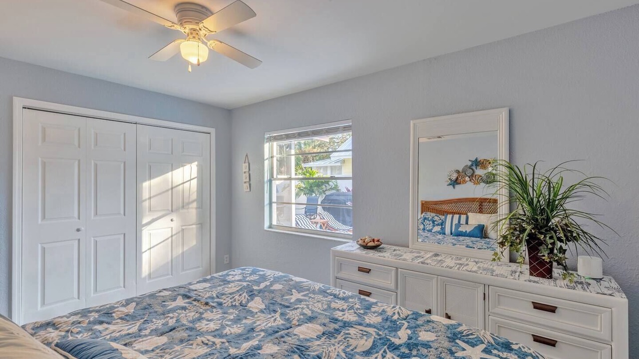 Photo of Bedroom in Gulfport