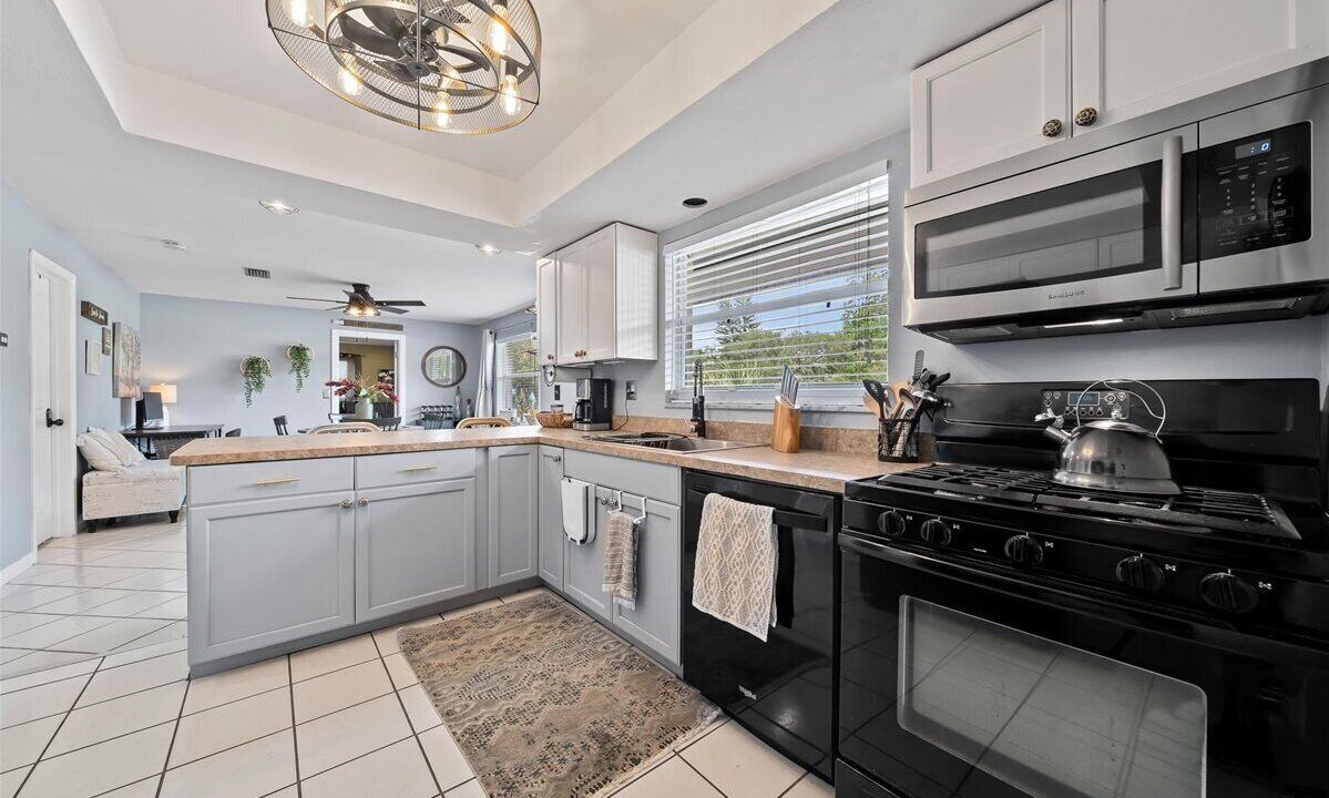 Photo of Kitchen in Historic Downtown Melbourne