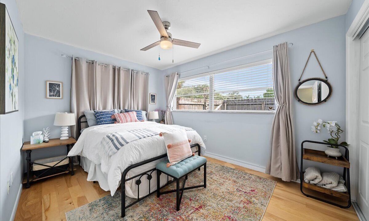 Photo of Bedroom in Historic Downtown Melbourne