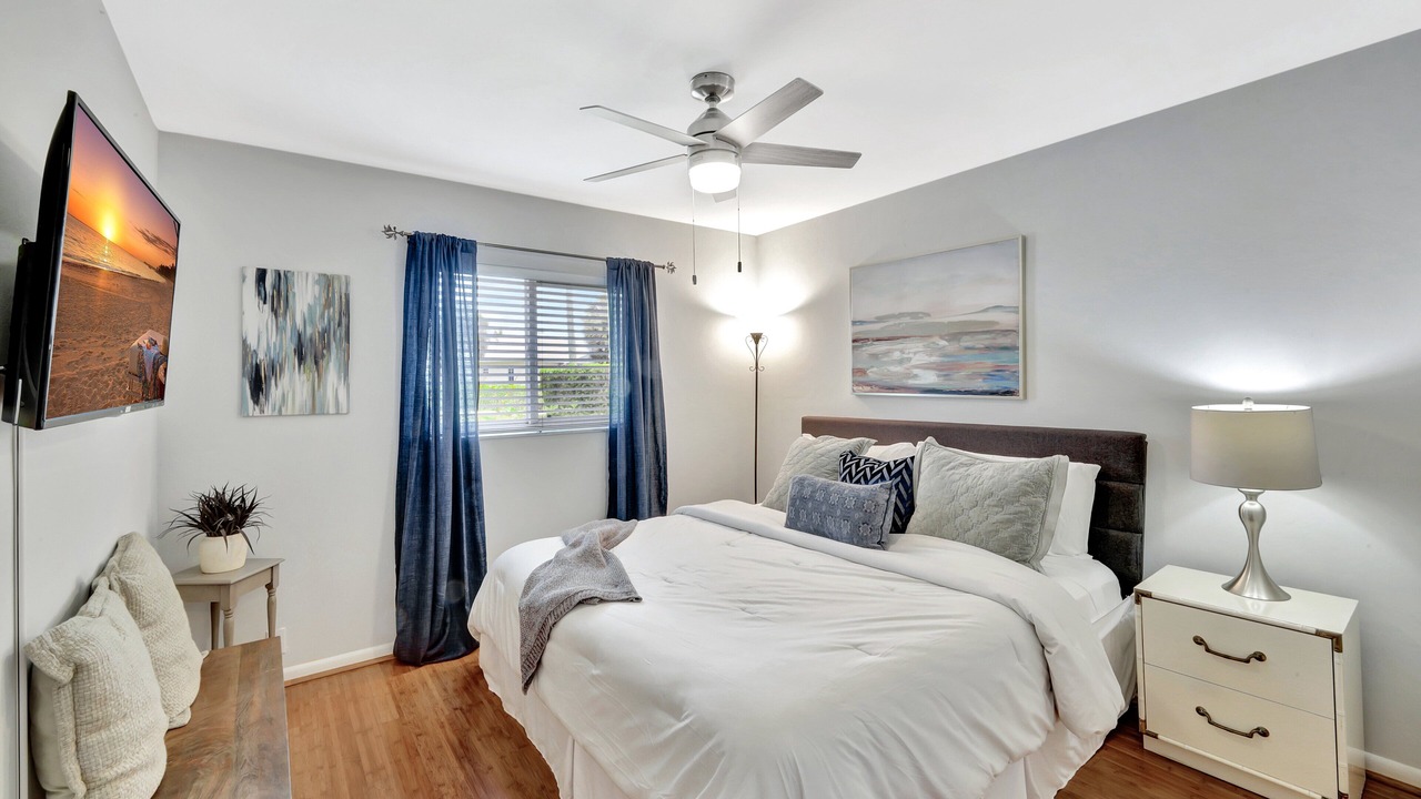 Photo of Bedroom in Bonita Shores