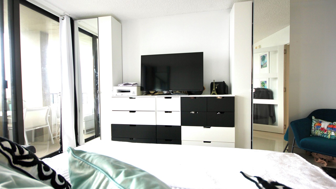 Photo of Bedroom in Land of the Presidents