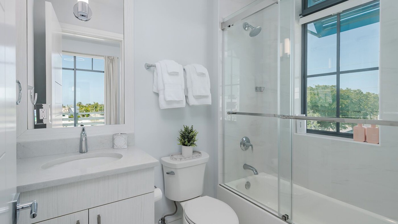 Photo of Bathroom in Old Naples