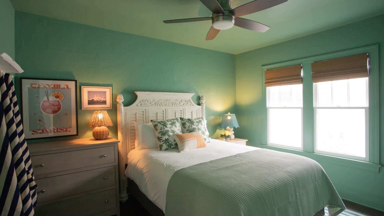 Photo of Bedroom in United Central