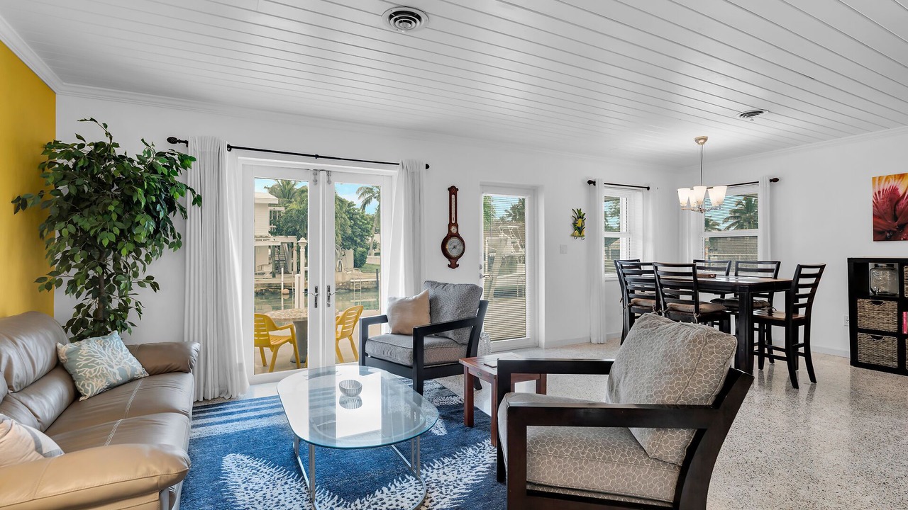 Photo of Bedroom in Lower Matecumbe Beach
