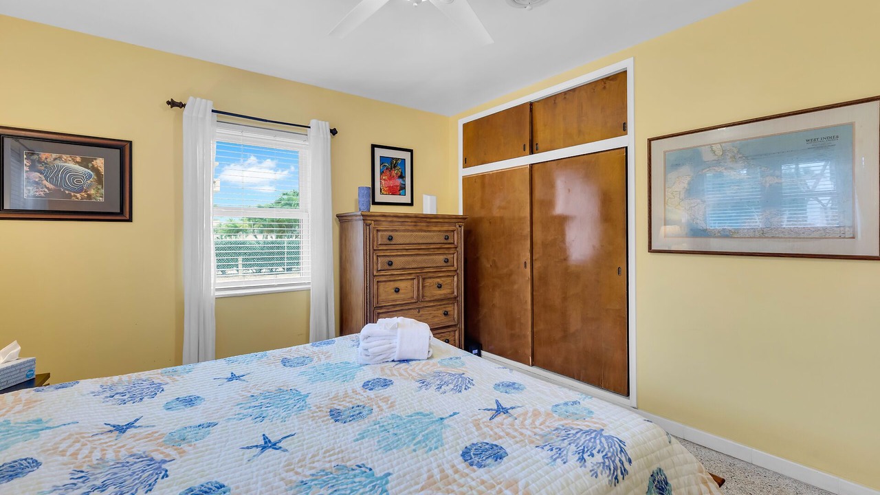 Photo of Bedroom in Lower Matecumbe Beach