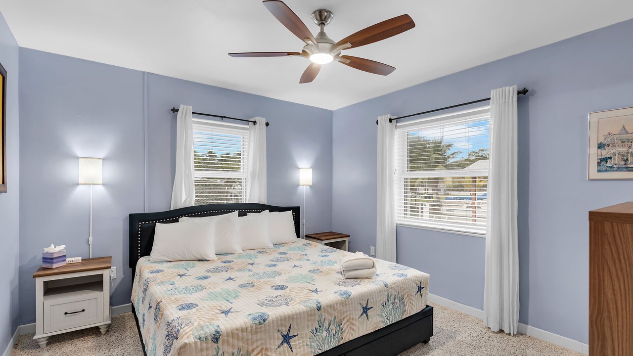 Photo of Bedroom in Lower Matecumbe Beach