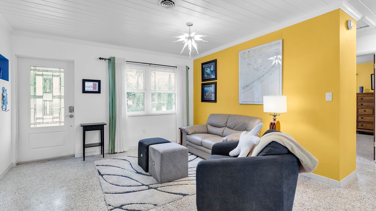 Photo of Livingroom in Lower Matecumbe Beach