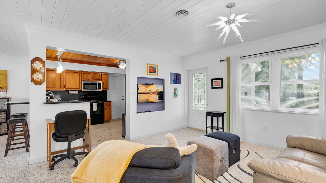 Photo of Livingroom in Lower Matecumbe Beach
