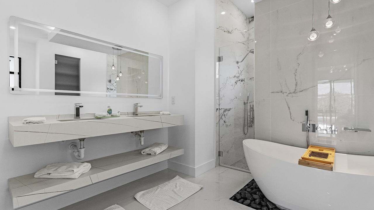 Photo of Bathroom in Diplomat