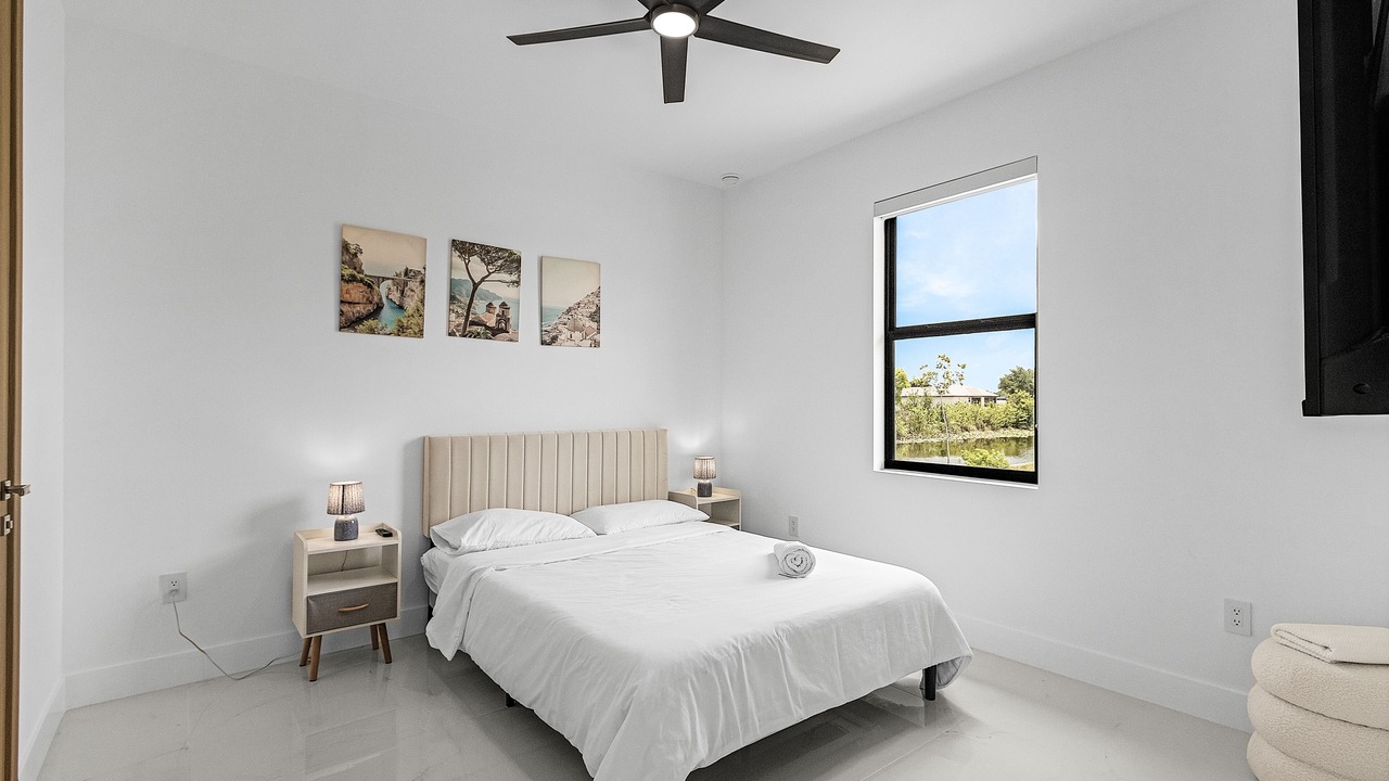 Photo of Bedroom in Diplomat