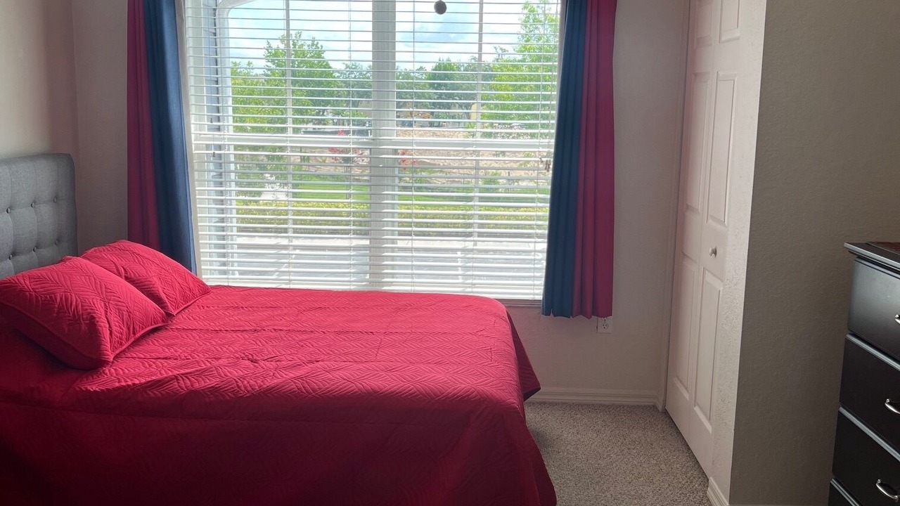 Photo of Bedroom in Kissimmee