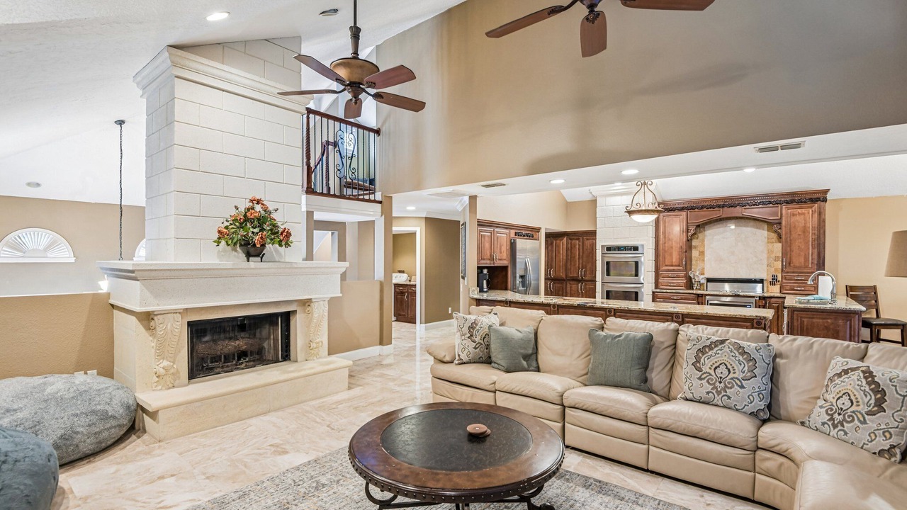 Photo of Livingroom in Lake Tarpon Estates