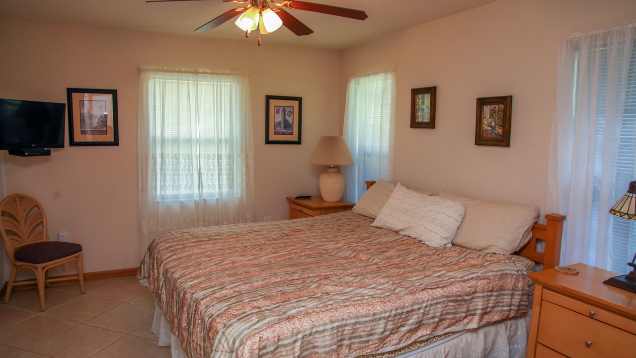Photo of Bedroom in Sylvan Shores