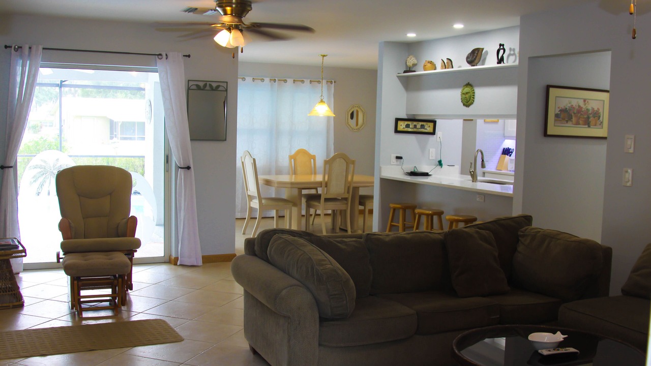 Photo of Livingroom in Sylvan Shores