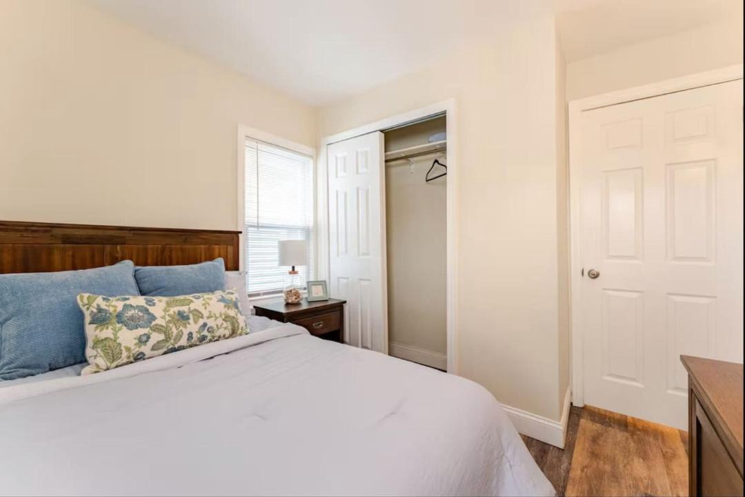 Photo of Bedroom in Bradley Beach