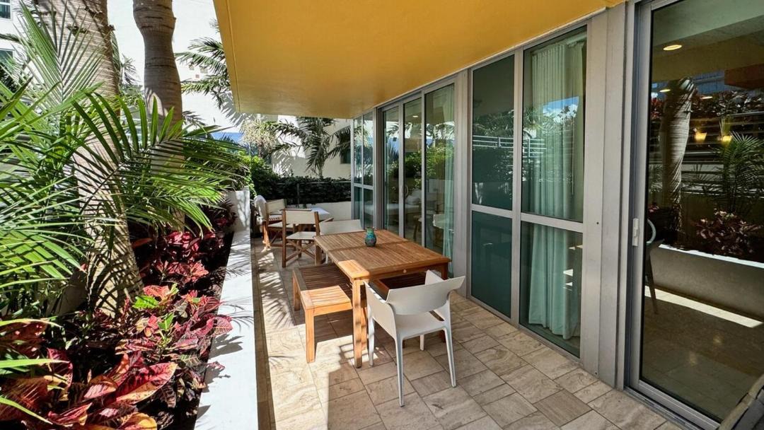 Photo of Patio Balcony in South of Fifth