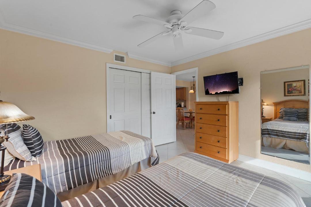 Photo of Bedroom in Park Shore