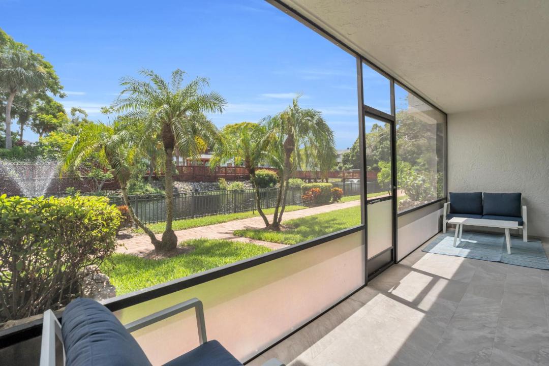 Photo of Patio Balcony in Park Shore