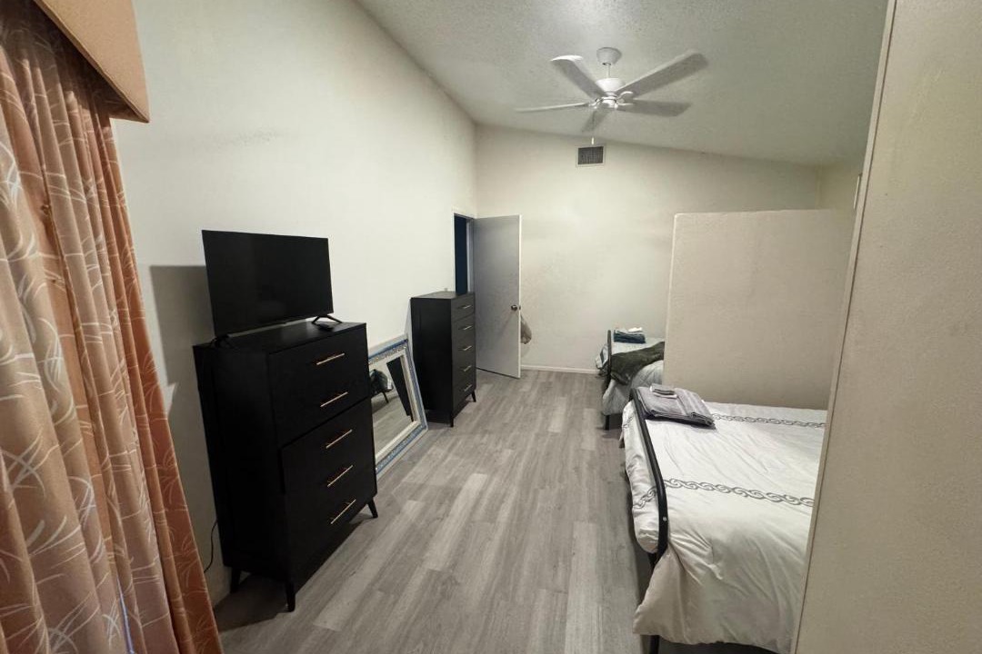 Photo of Bedroom in Lakeland